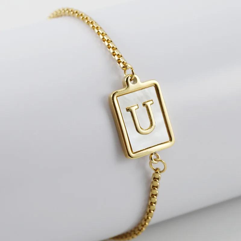 Signature Initial Chain Bracelet