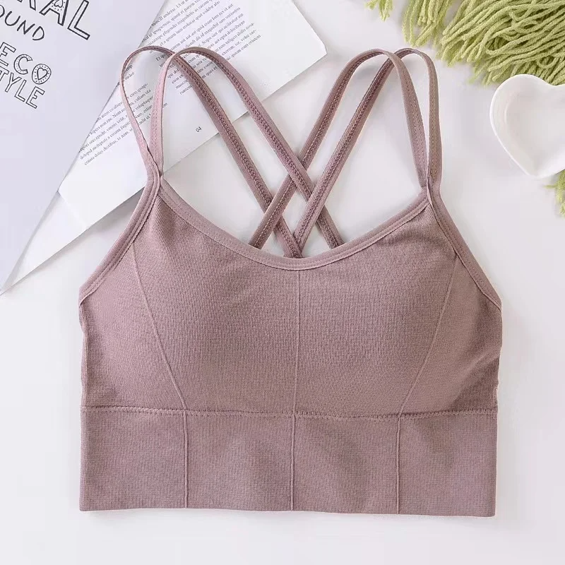 Cross-Strap Seamless Sports Bra